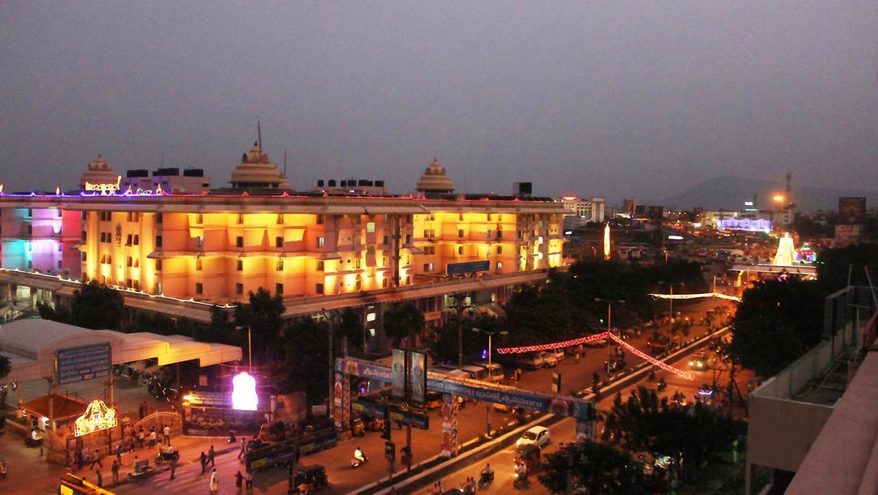 Hotel Govind Heights Tirupati Exterior photo